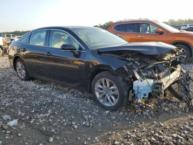 2021 TOYOTA AVALON XLE  