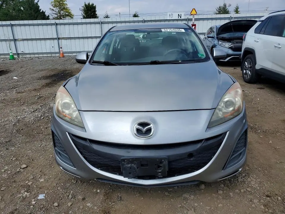 2010 MAZDA 3 I  