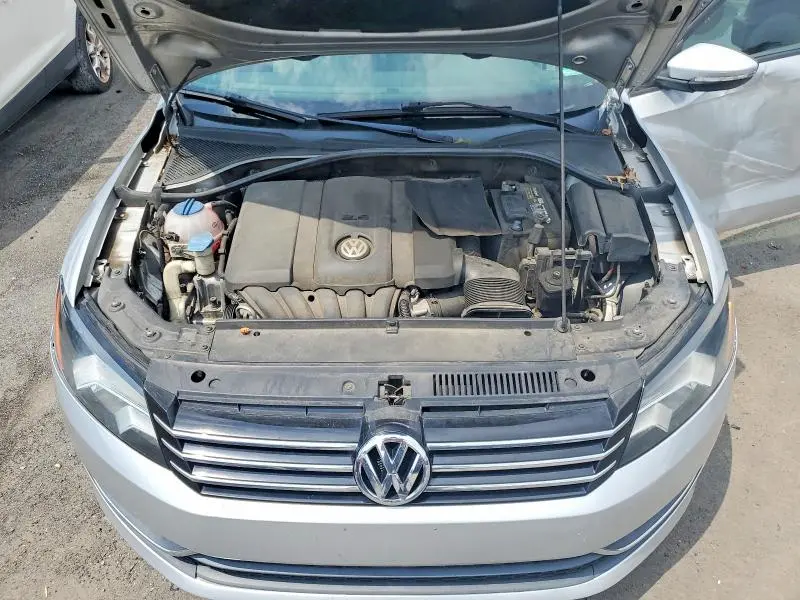 2012 VOLKSWAGEN PASSAT S  