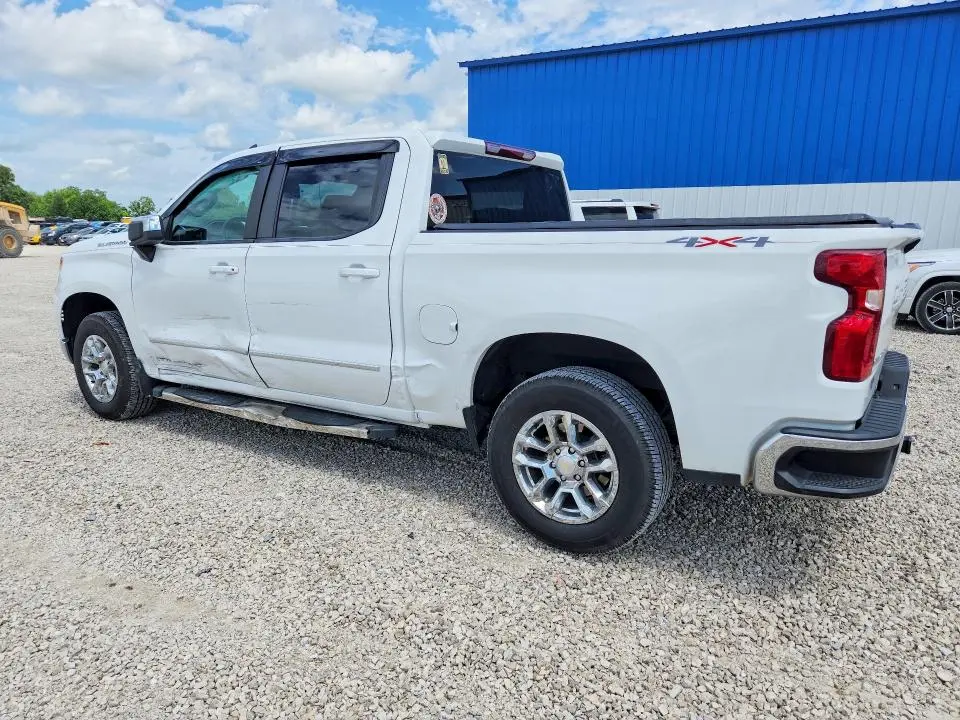 2022 CHEVROLET SILVERADO K1500 LT  