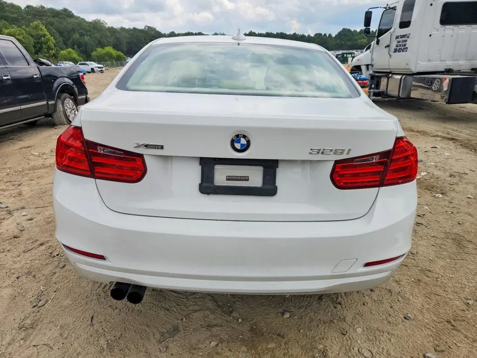 2013 BMW 328 XI  