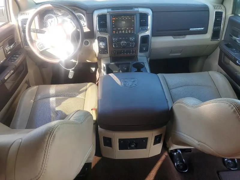 2015 RAM 1500 LARAMIE  