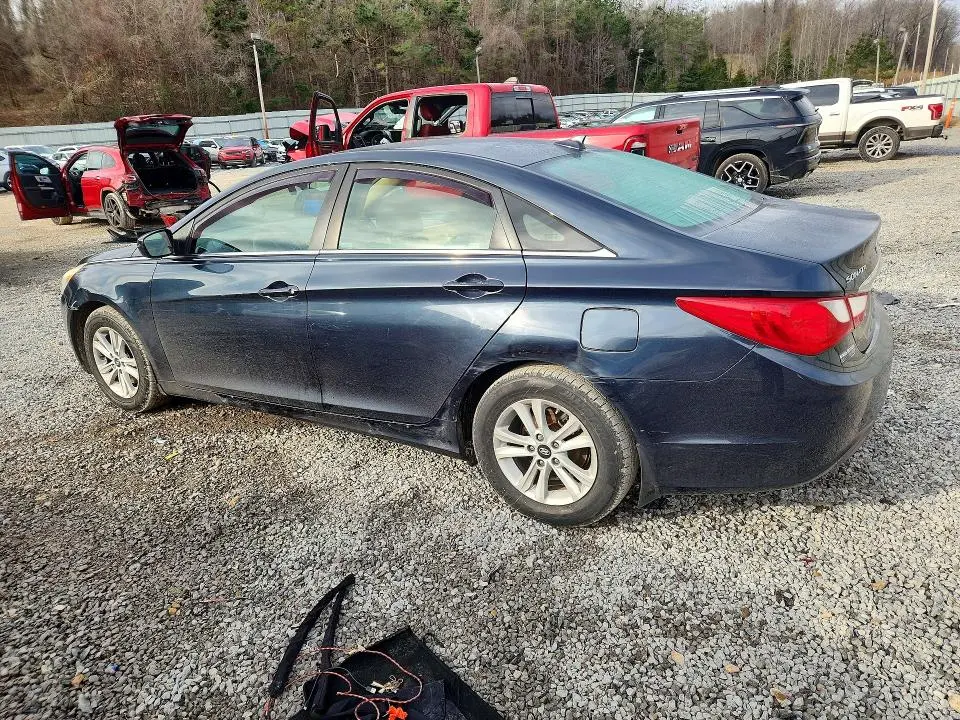 2013 HYUNDAI SONATA GLS  