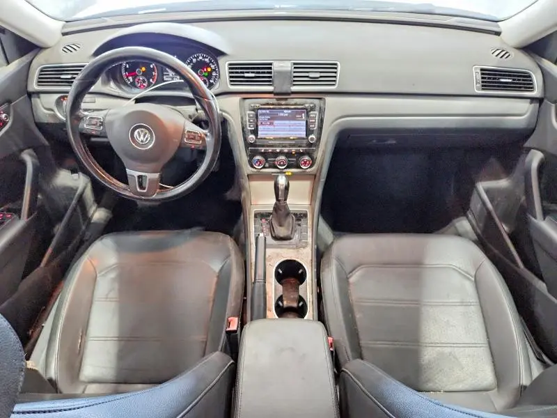 2014 VOLKSWAGEN PASSAT SE  