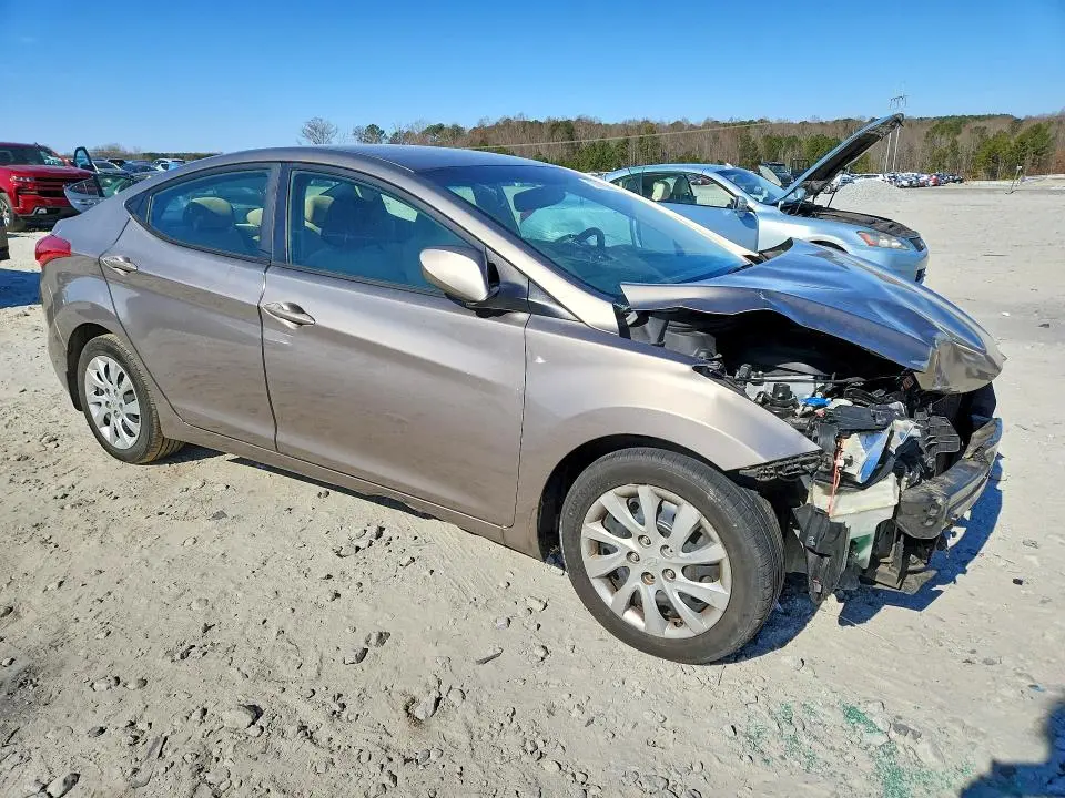 2013 HYUNDAI ELANTRA GLS  