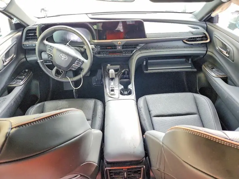 2026 TOYOTA CROWN XLE  