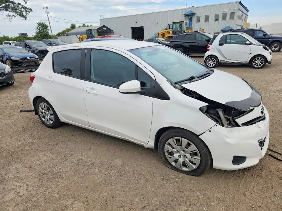 2014 TOYOTA YARIS 5-DOOR L  