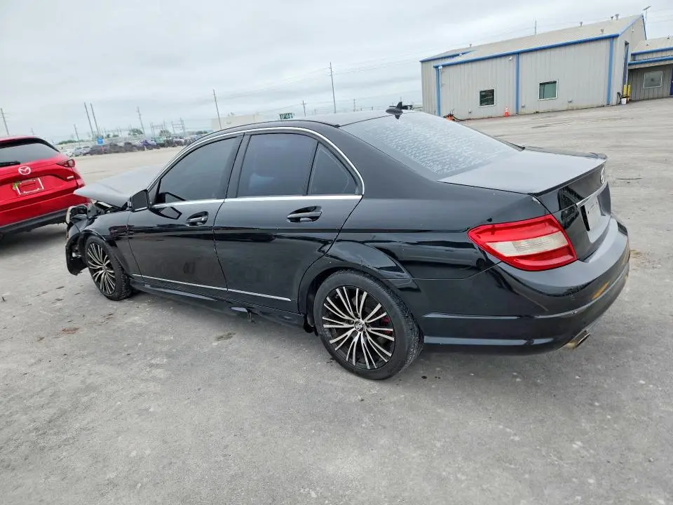 2011 MERCEDES-BENZ C 300  