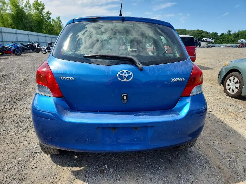 2010 TOYOTA YARIS BASE  