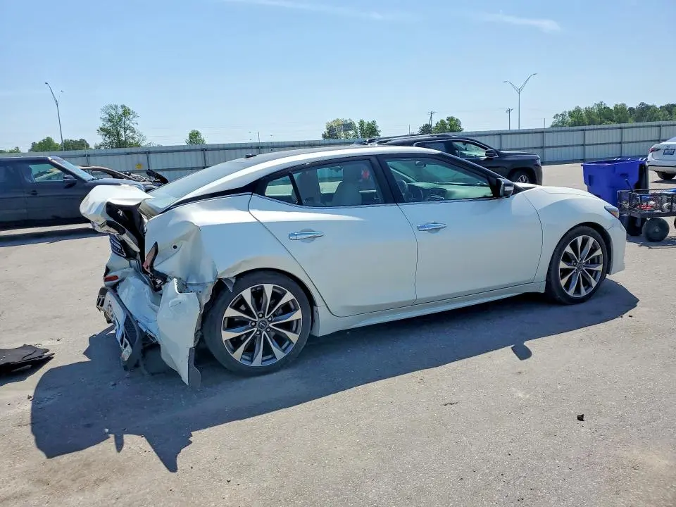 2023 NISSAN MAXIMA PLATINUM  