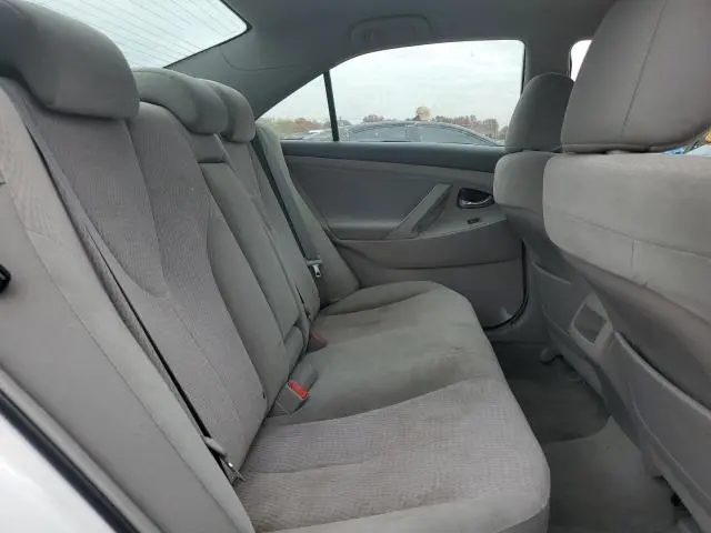 2011 TOYOTA CAMRY BASE  