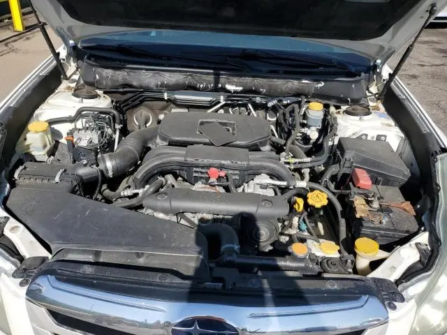 2011 SUBARU OUTBACK 2.5I LIMITED  