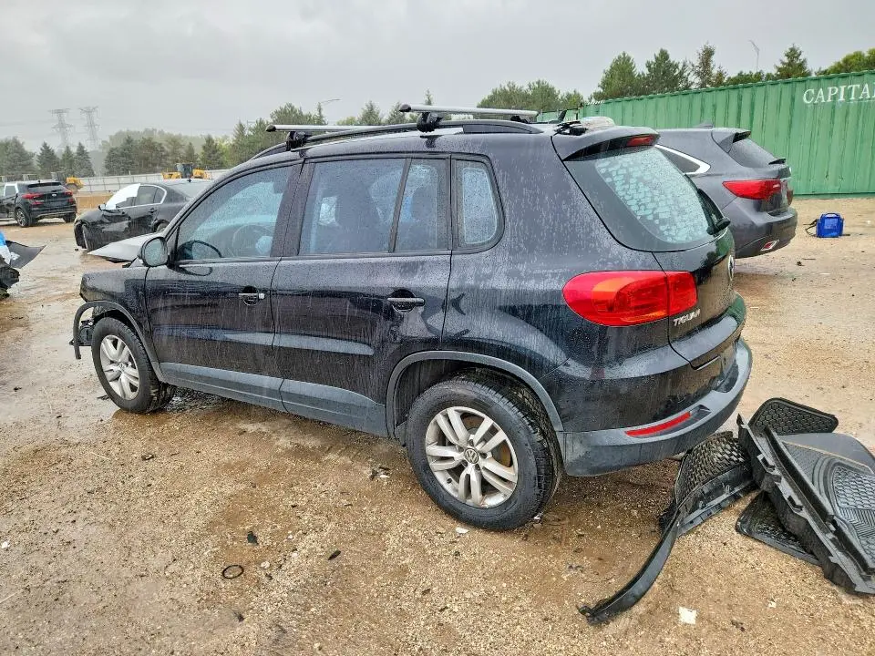 2016 VOLKSWAGEN TIGUAN S  