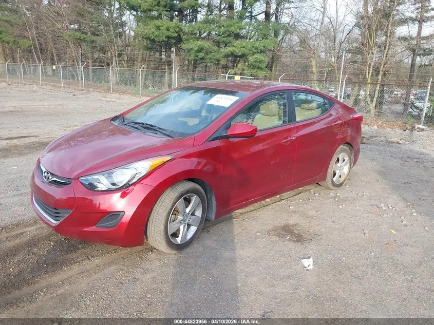 2013 HYUNDAI ELANTRA GLS