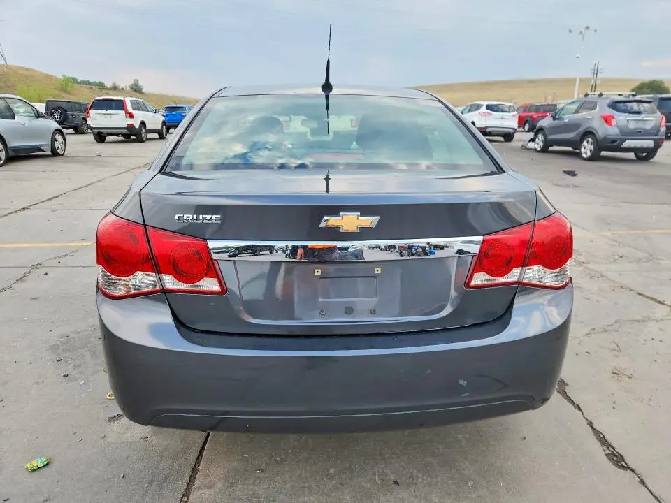 2013 CHEVROLET CRUZE LS  