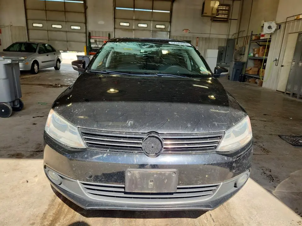 2011 VOLKSWAGEN JETTA TDI  