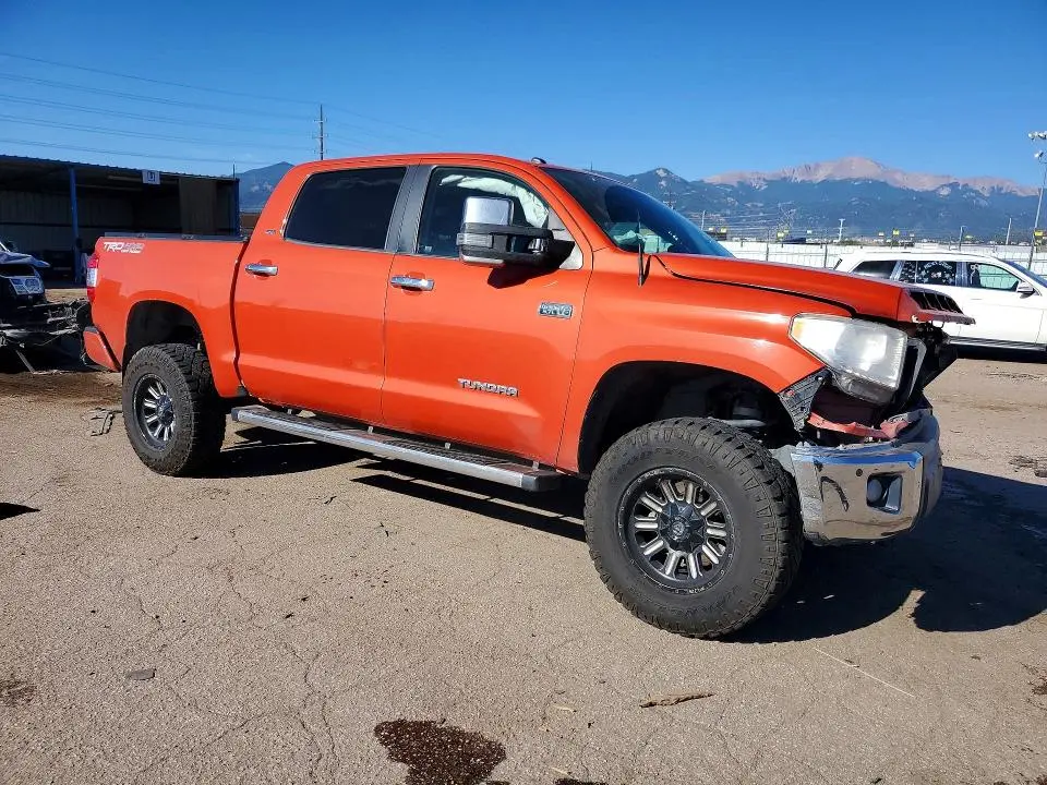 2016 TOYOTA TUNDRA SR5  