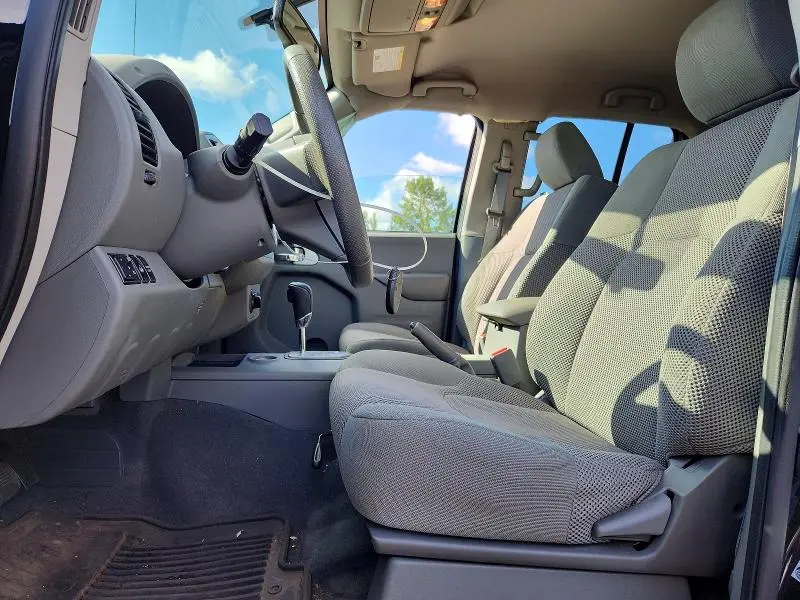 2021 NISSAN FRONTIER SV  