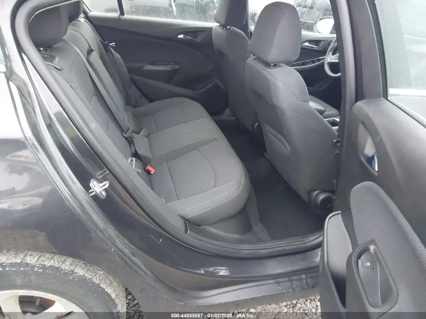 2017 CHEVROLET CRUZE LT AUTO