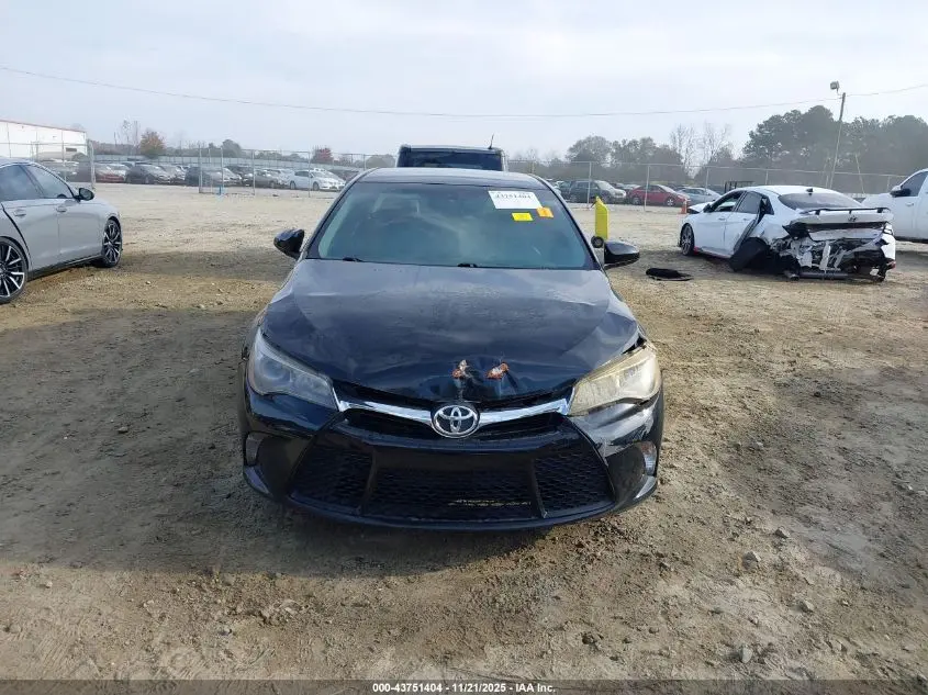 2017 TOYOTA CAMRY SE