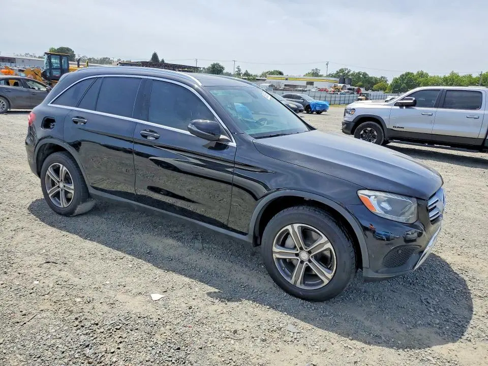 2016 MERCEDES-BENZ GLC 300  