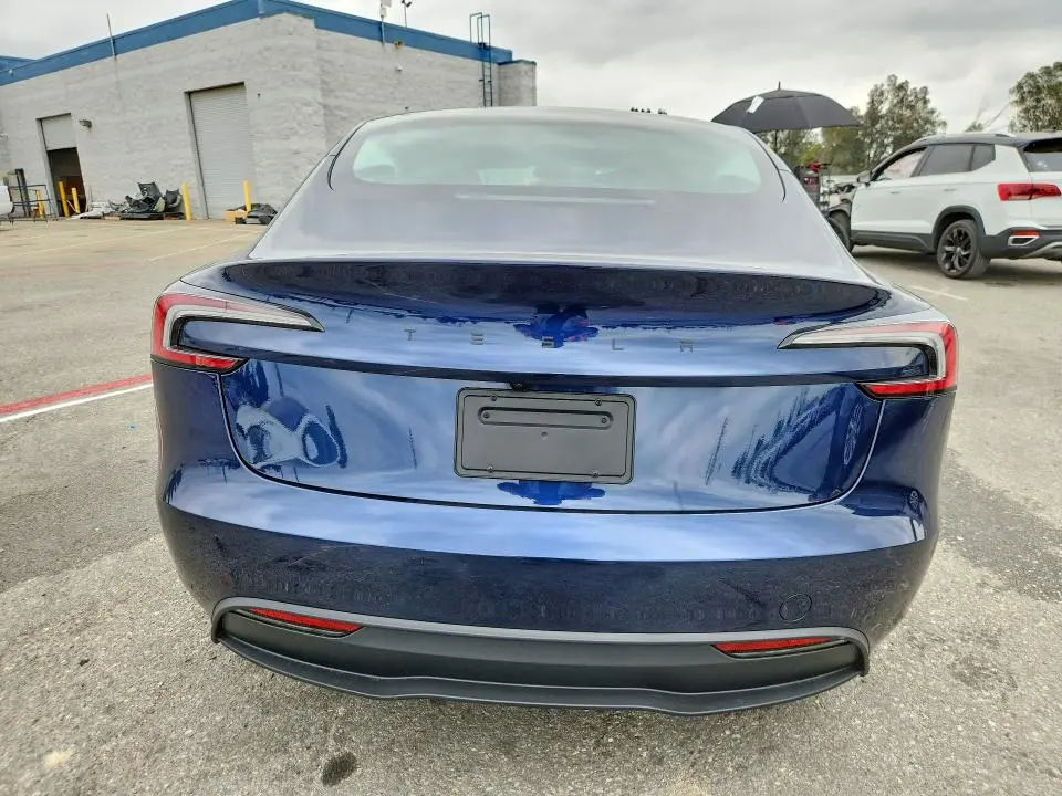 2026 TESLA MODEL 3   