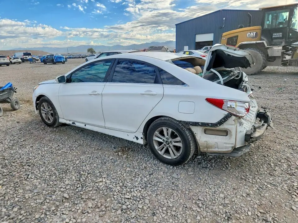 2014 HYUNDAI SONATA GLS  