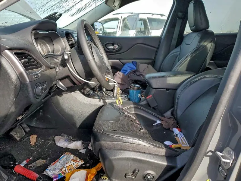 2021 JEEP CHEROKEE LATITUDE LUX  