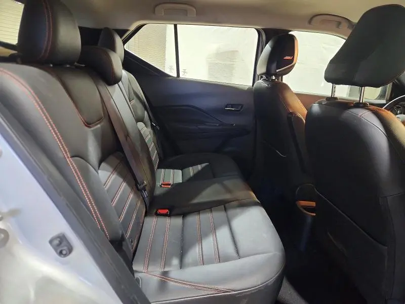 2019 NISSAN KICKS SR  