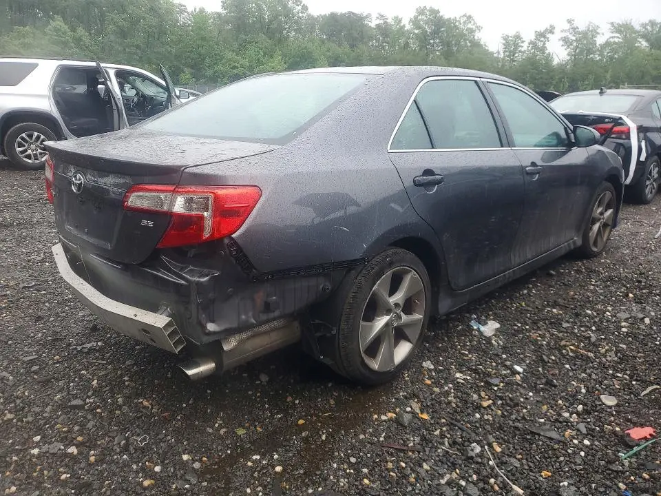 2014 TOYOTA CAMRY SE SPORT  