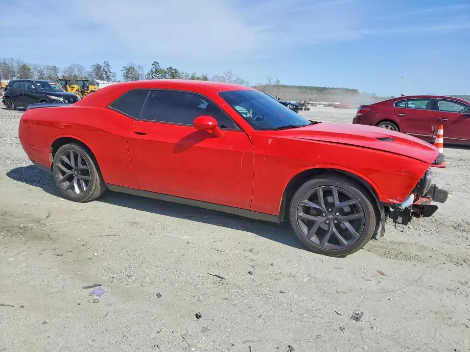 2021 DODGE CHALLENGER SXT  