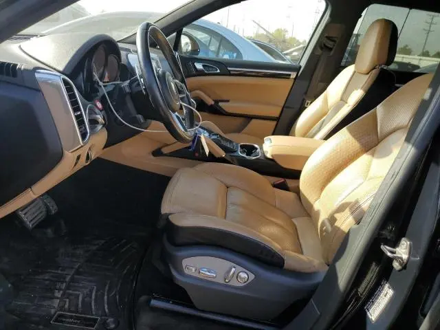 2018 PORSCHE CAYENNE S  