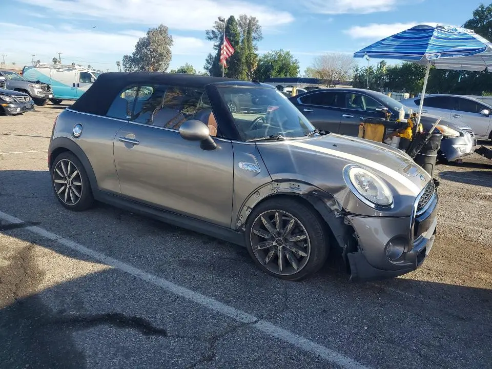 2016 MINI COOPER S  
