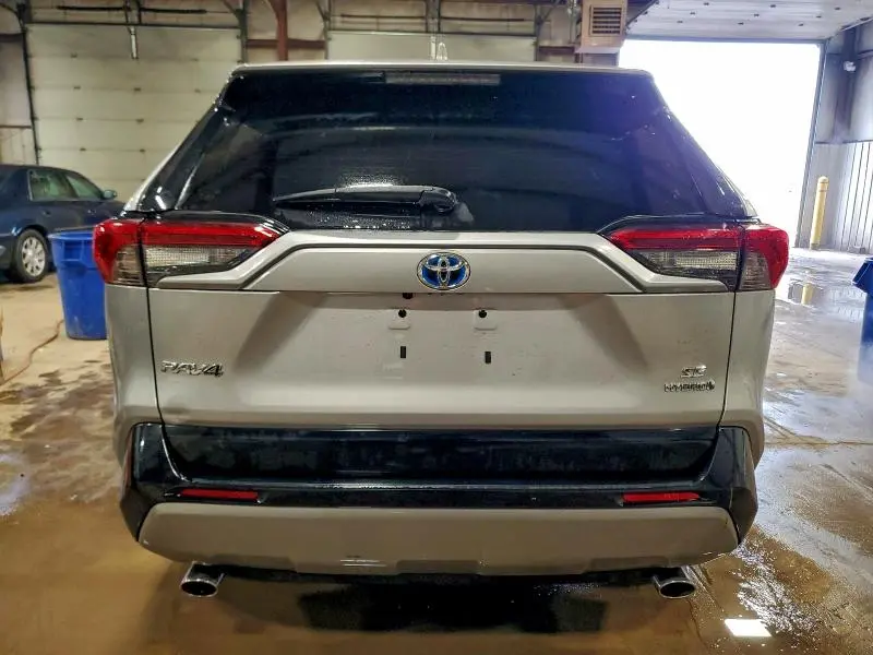 2023 TOYOTA RAV4 SE  