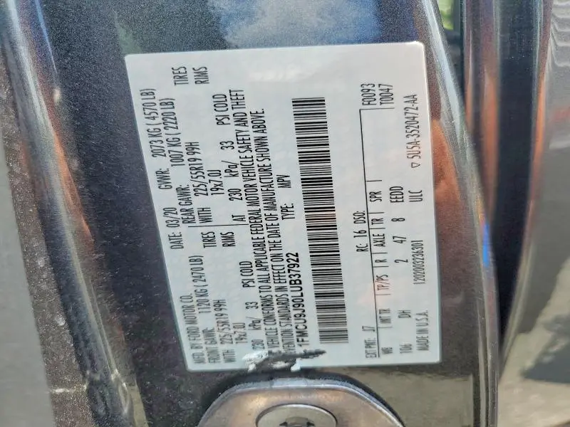 2020 FORD ESCAPE TITANIUM  