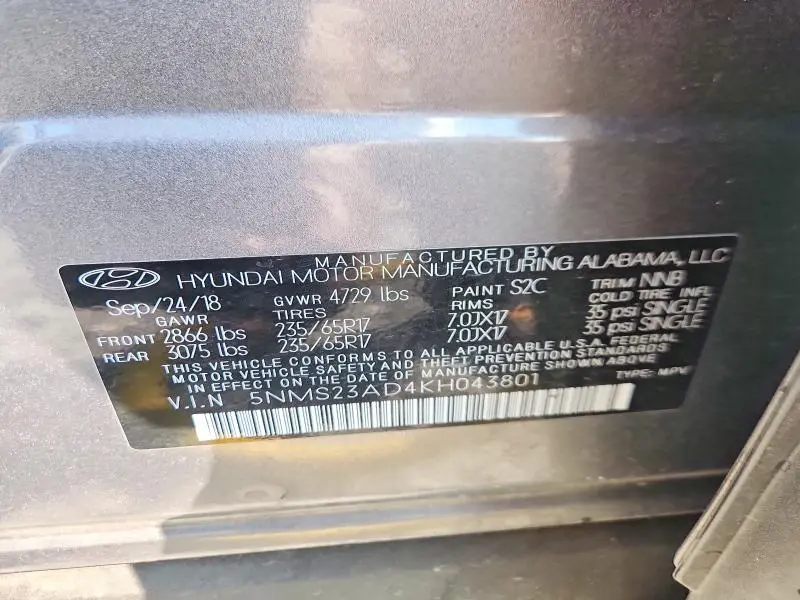 2019 HYUNDAI SANTA FE SE  