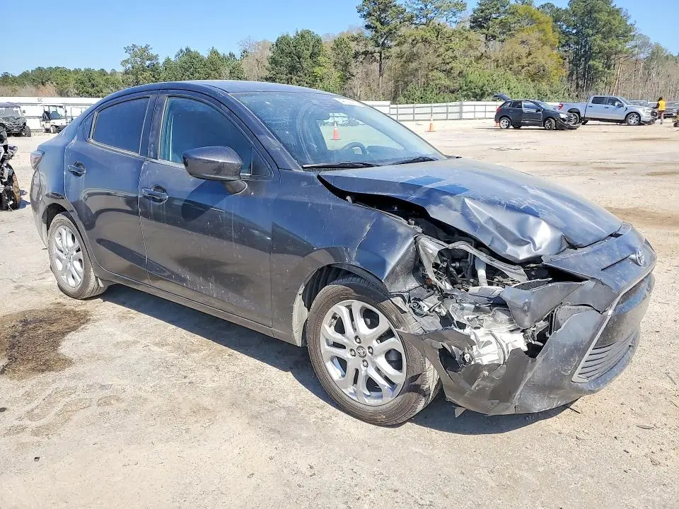 2017 TOYOTA YARIS IA BASE  