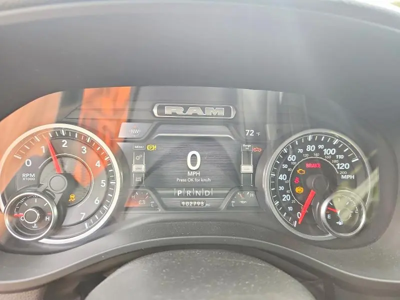 2022 RAM 1500 BIG HORN/LONE STAR  