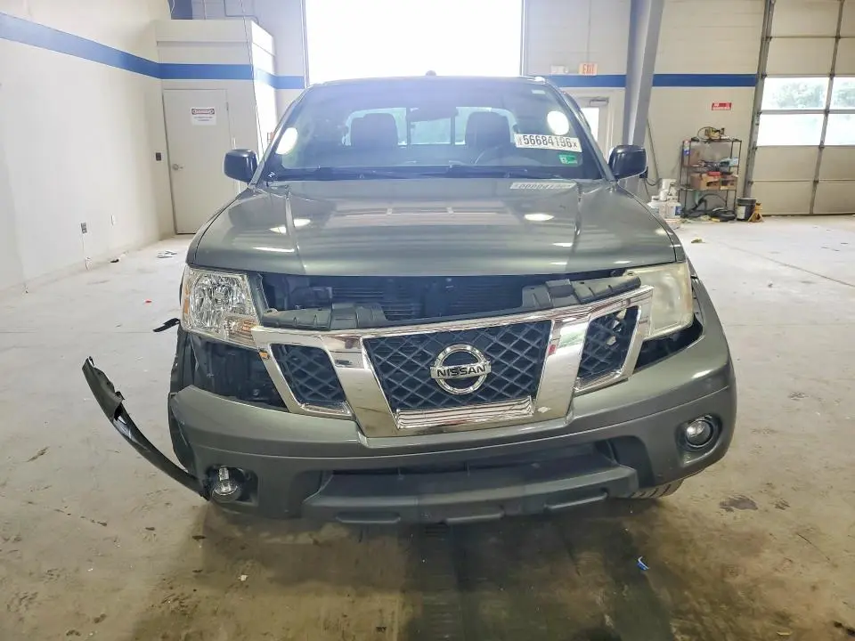 2016 NISSAN FRONTIER SV  