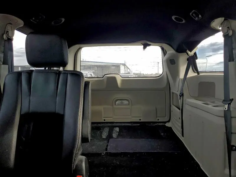 2018 DODGE GRAND CARAVAN SXT  