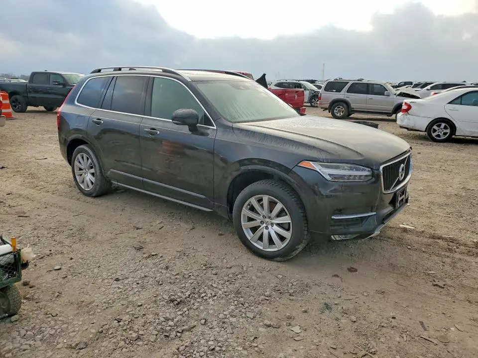 2016 VOLVO XC90 T6 MOMENTUM