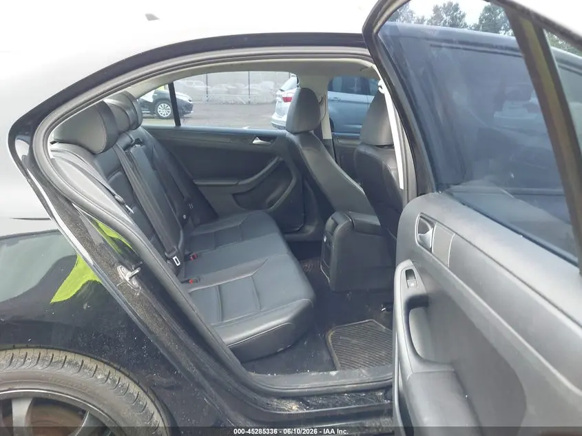 2014 VOLKSWAGEN JETTA 1.8T SE