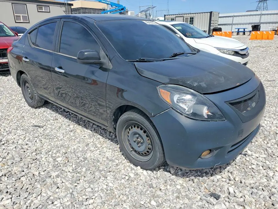 2013 NISSAN VERSA 1.6 S  
