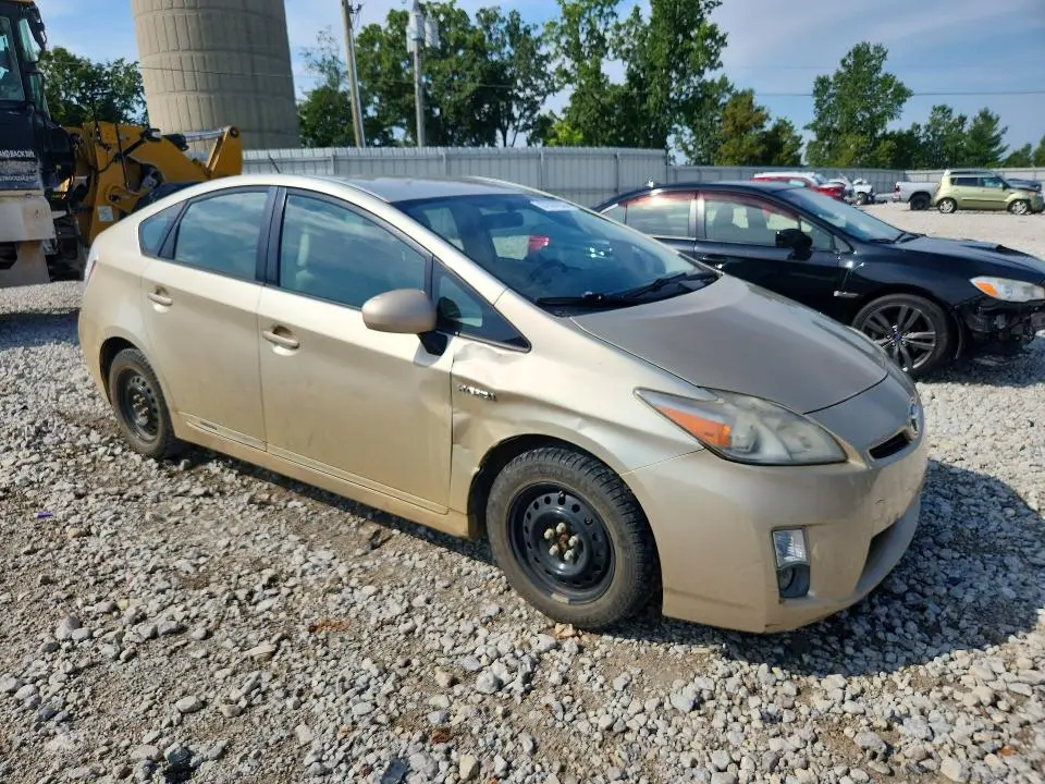 2011 TOYOTA PRIUS TWO  