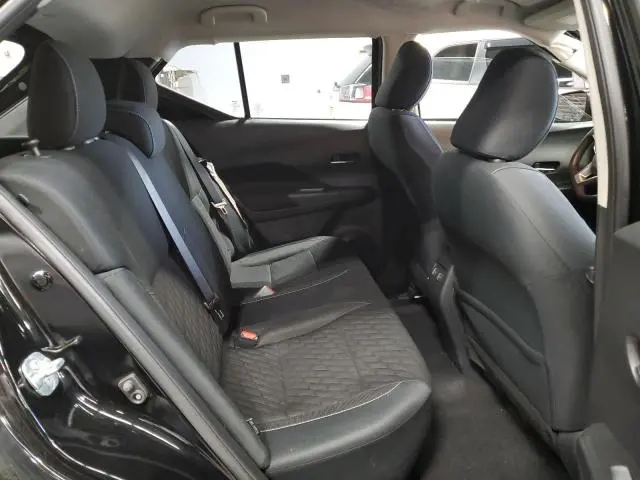 2021 NISSAN KICKS SV  