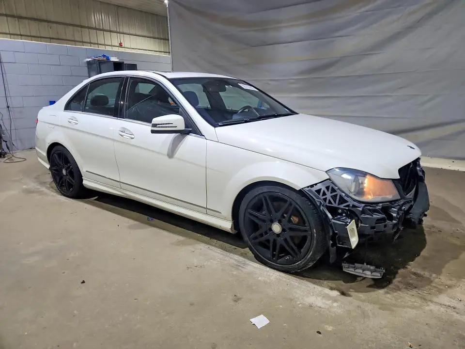 2013 MERCEDES-BENZ C 300 4MATIC  