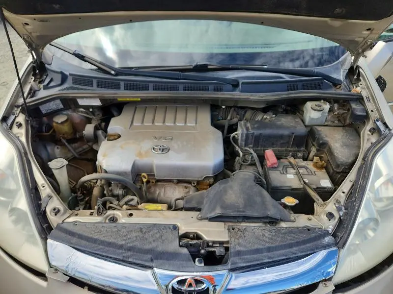 2010 TOYOTA SIENNA XLE LIMITED  