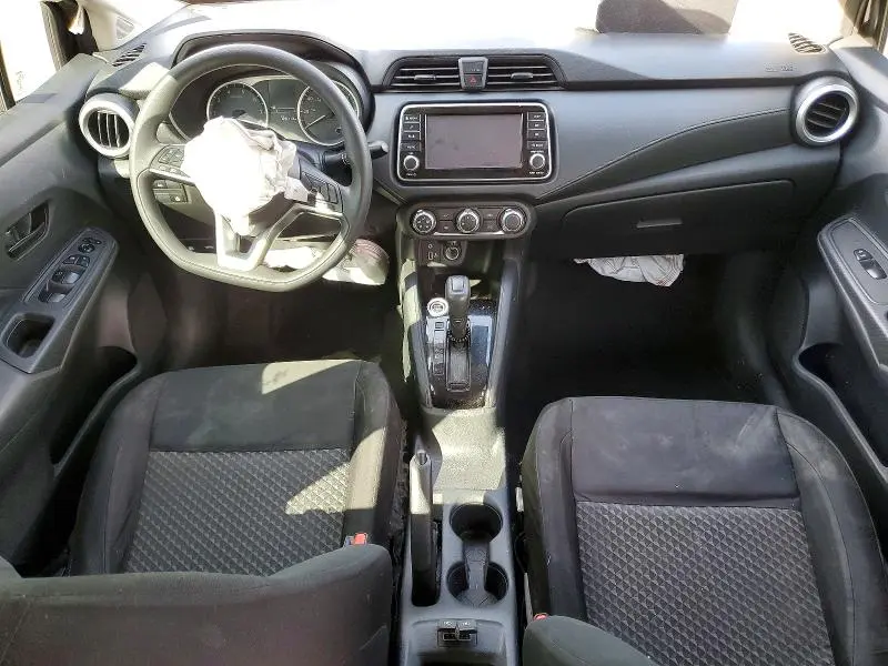 2021 NISSAN VERSA S  