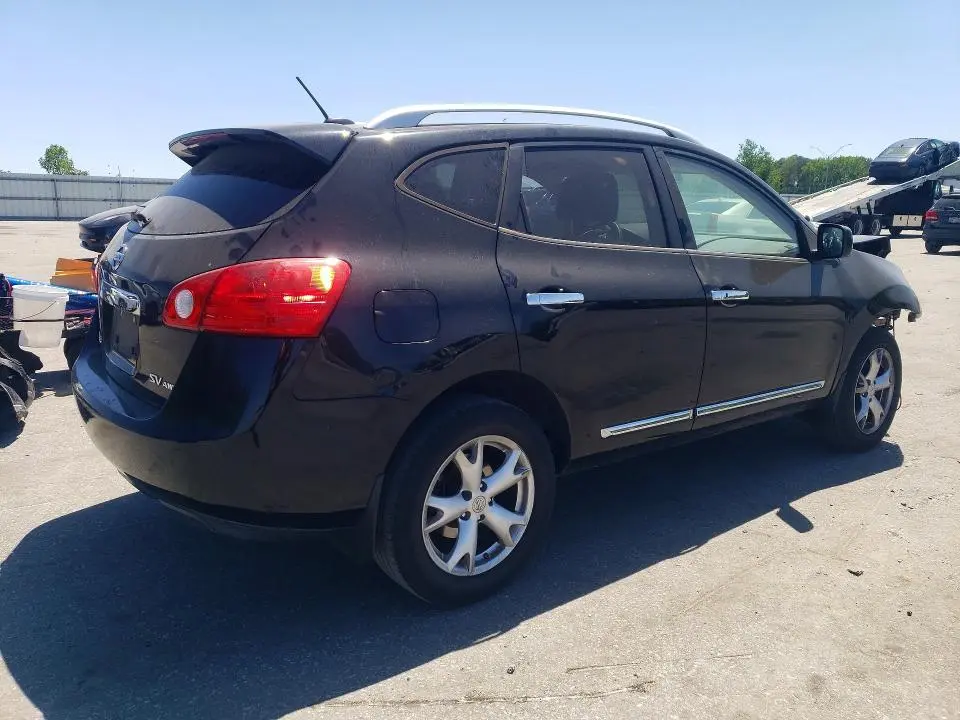 2011 NISSAN ROGUE S  