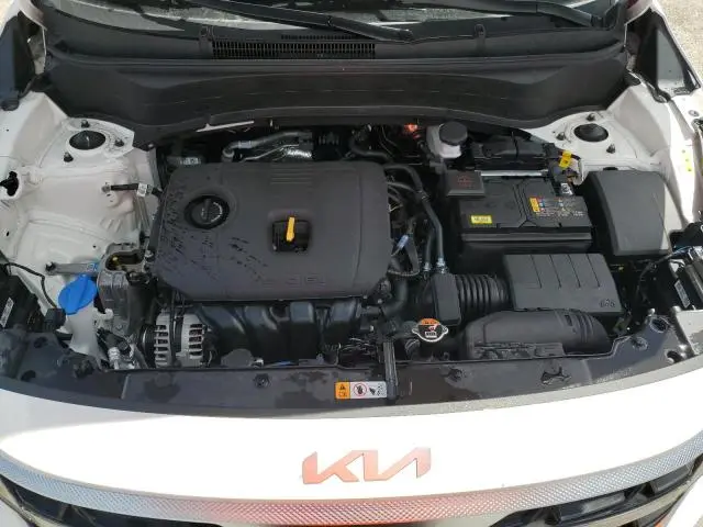 2025 KIA SELTOS S  